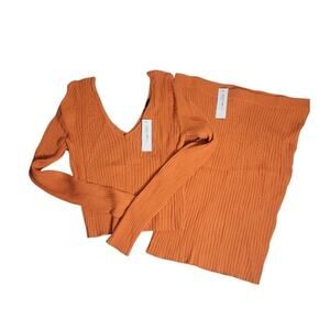 Good Time USA 2 Piece Outfit Skirt/V Neck Top Orange Ribbed Form Fitting 3X